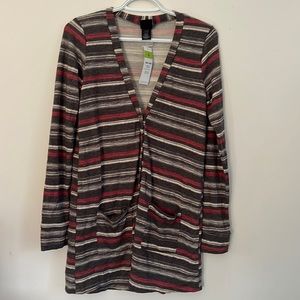 Agnes and Dora Essential Cardigan